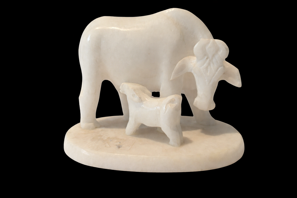 Divine Cow & Calf Showpiece