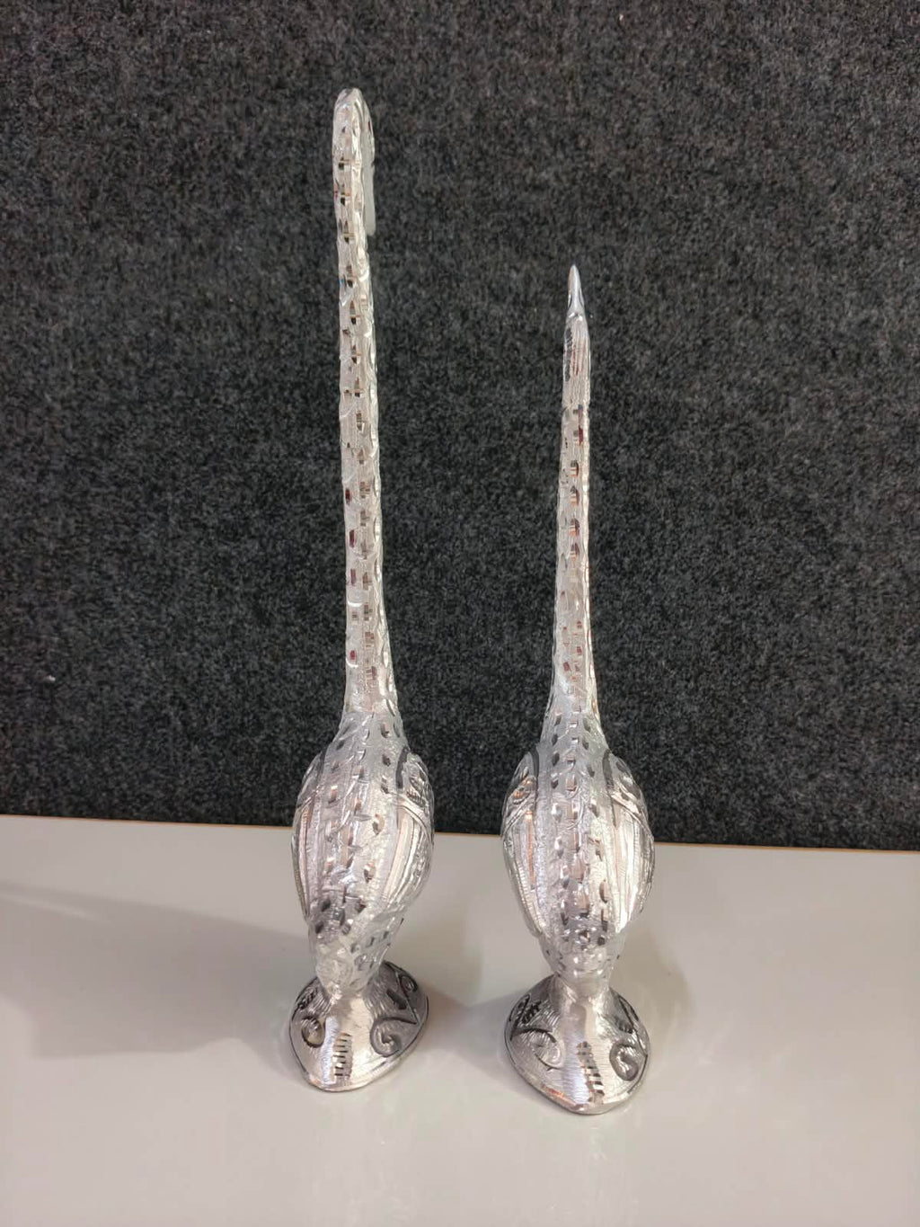 Metal Swan Pair