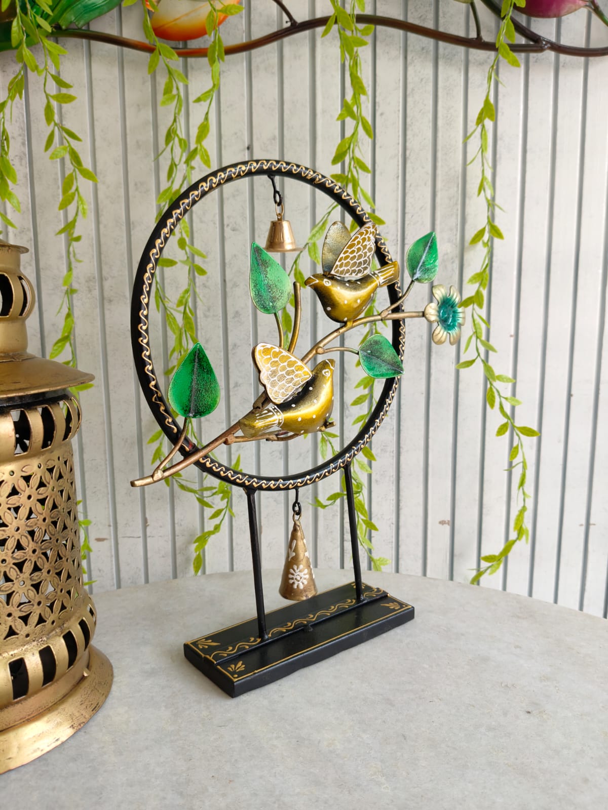 Iron Love Birds in Ring