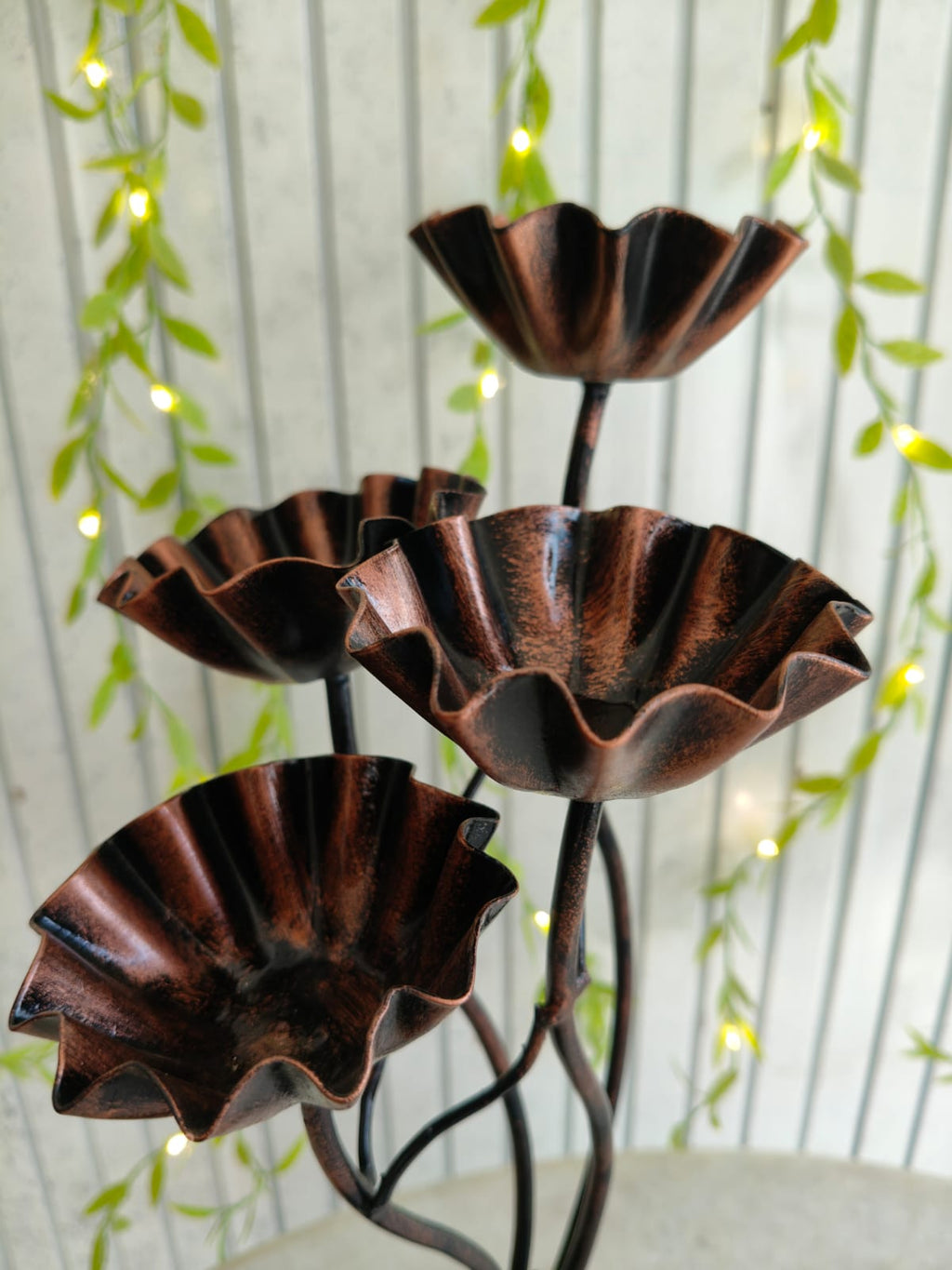 Iron Lotus-Peacock Tlight Stand
