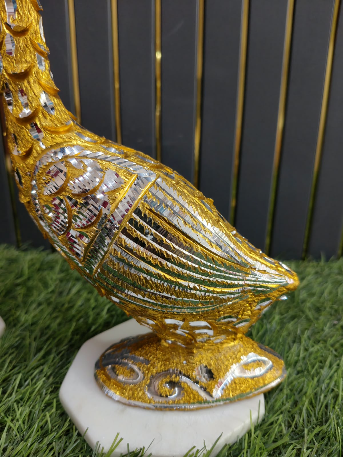 Metal Swan Pair
