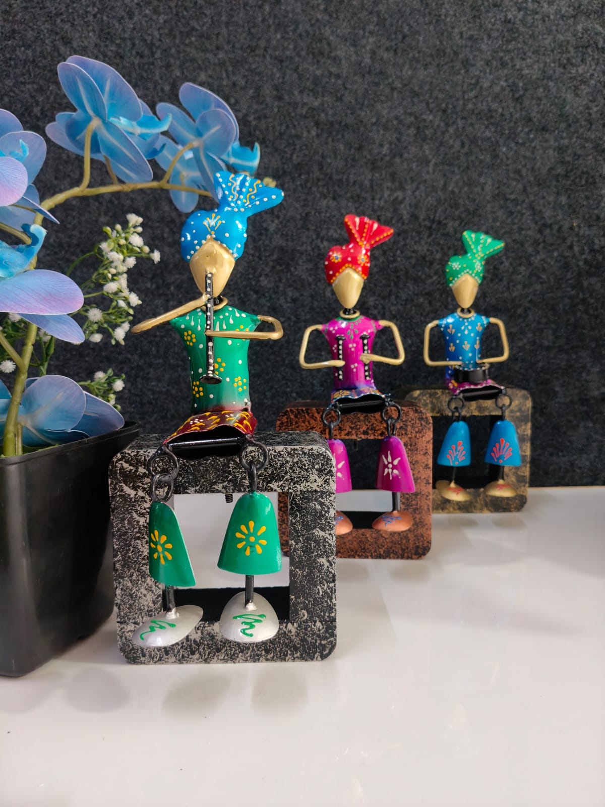Iron Sardar on Wooden Stand set of Three