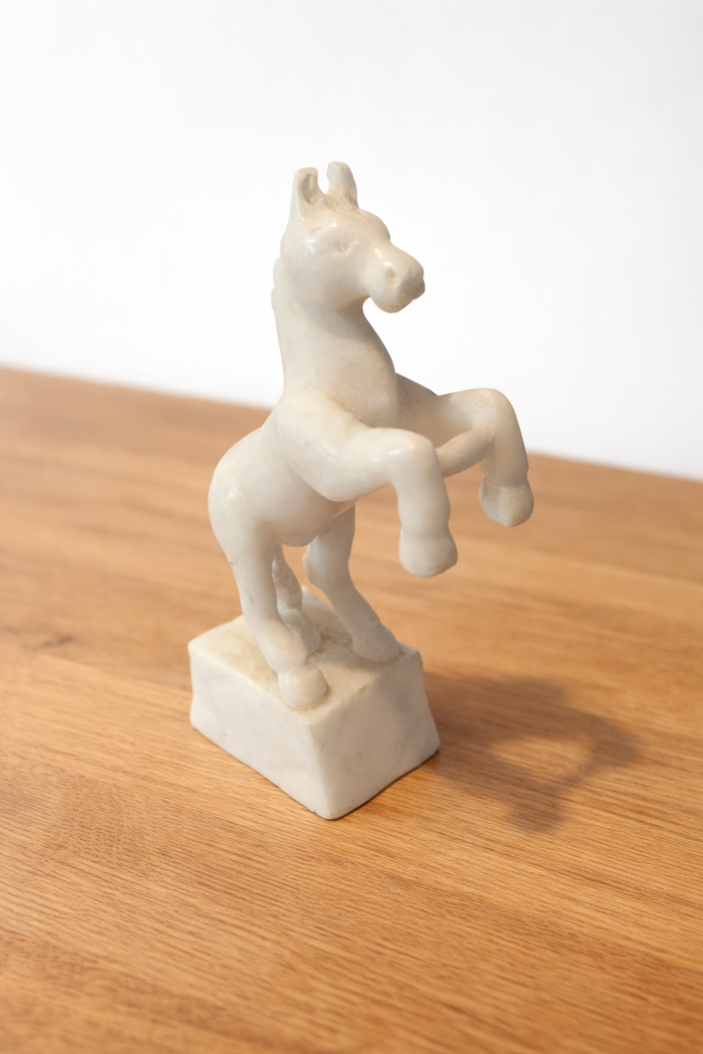 Khumali Crafts Royal Marble Horse Home Décor