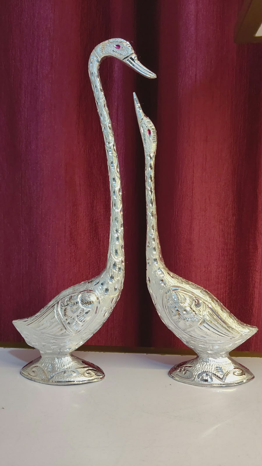 Metal Swan Pair