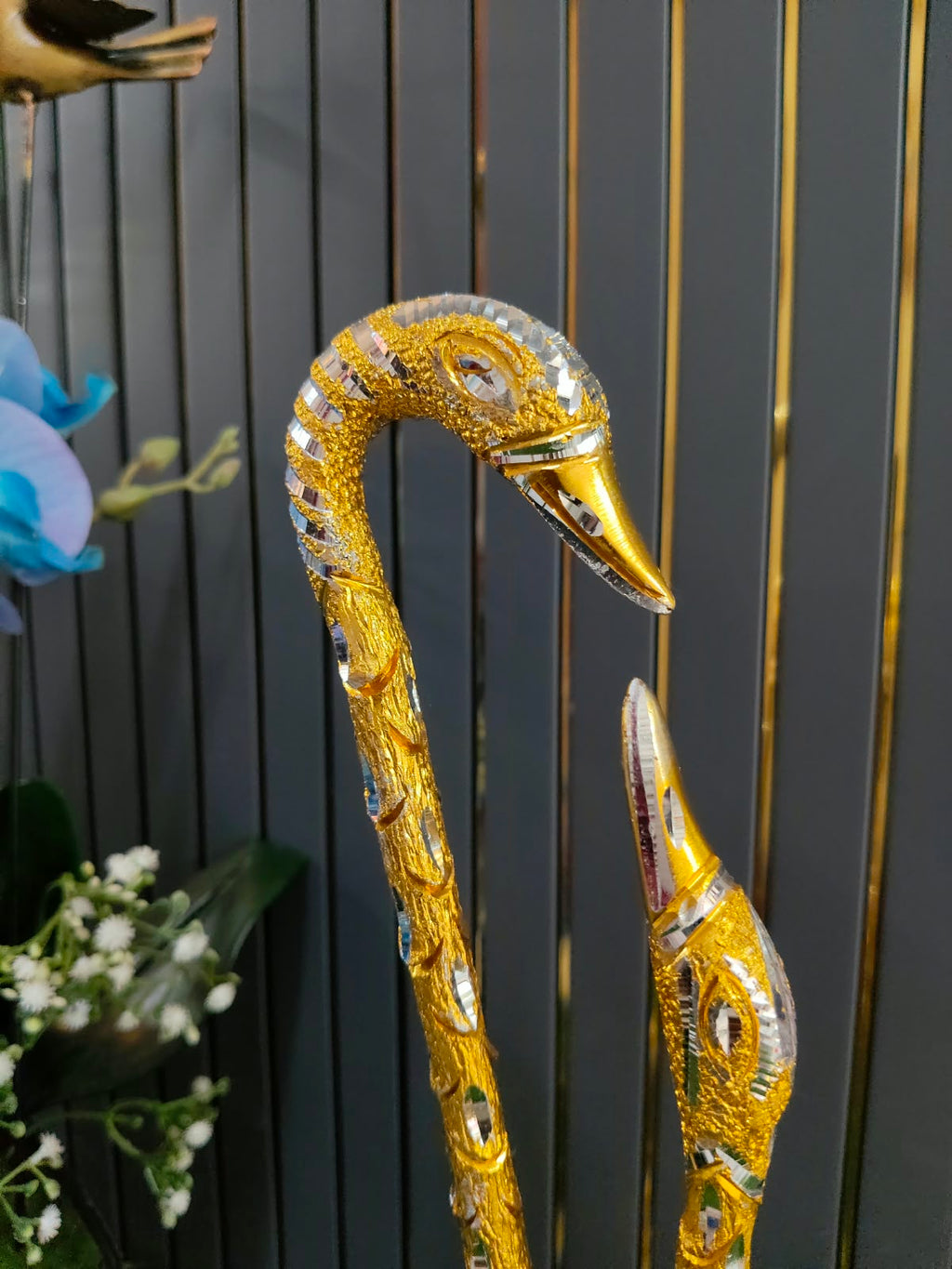 Metal Swan Pair